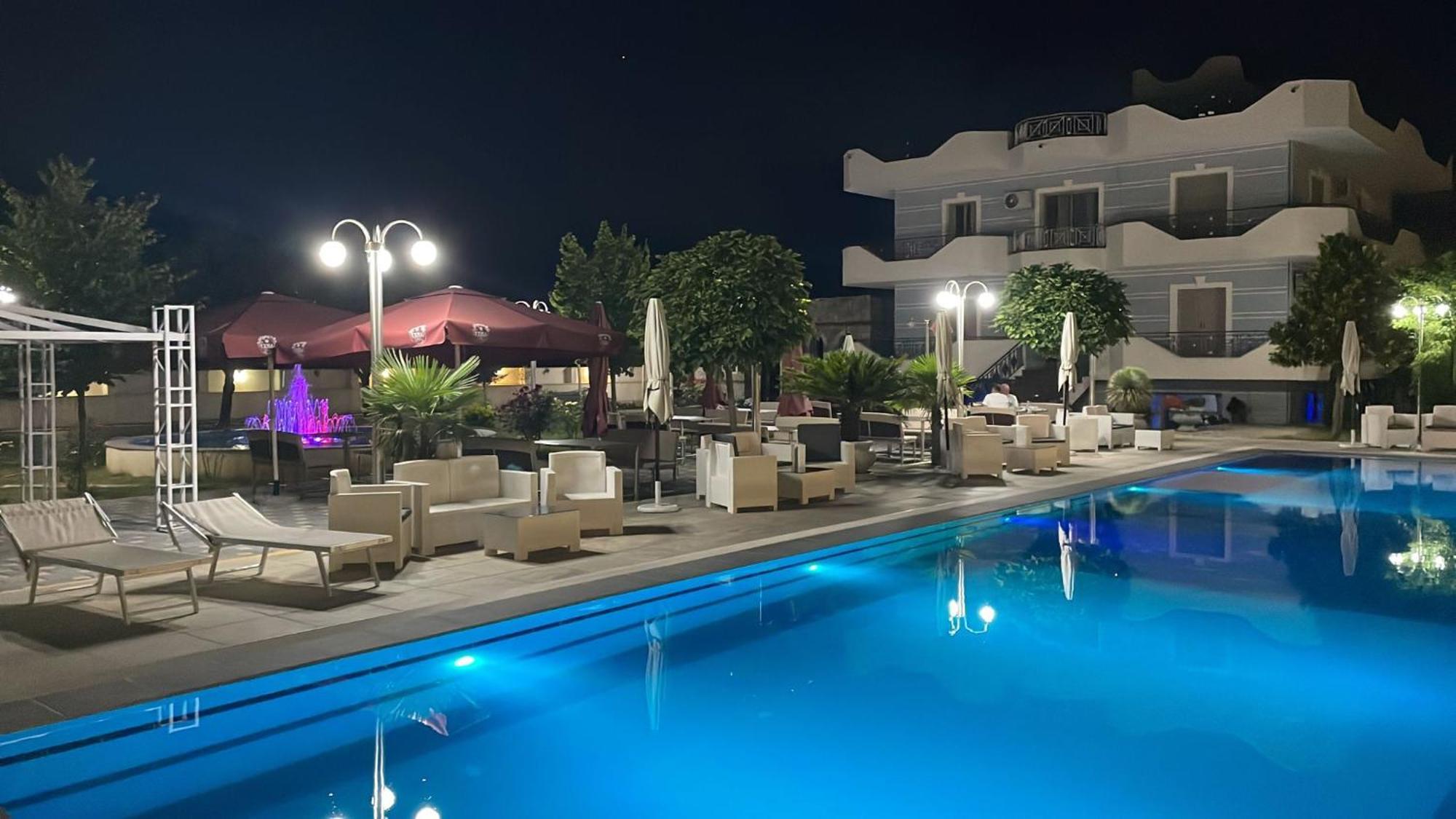 Union Villa Shkoder Exterior photo